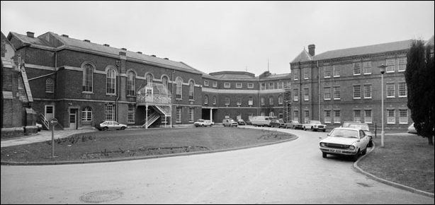st hospital bernard ealing history bridges three unit source heritage english club